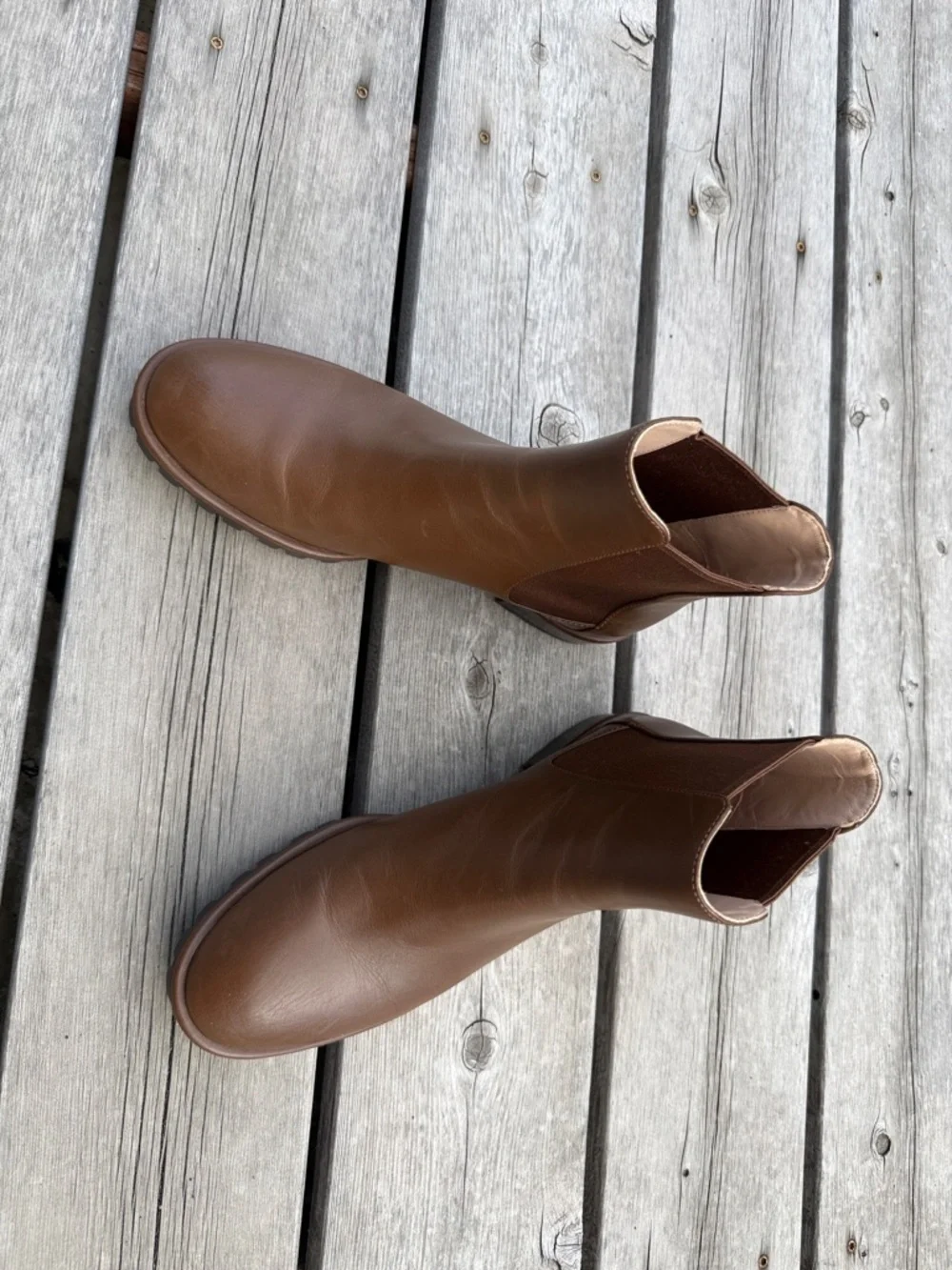 Stuart Weitzman Women’s Brown Leather Chelsea Boots Sz 8B - Picture 1 of 5